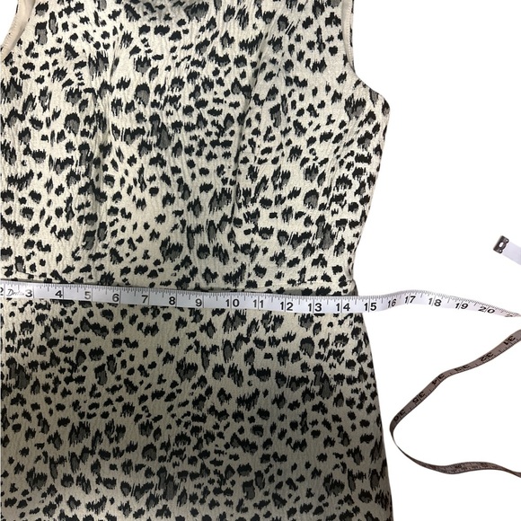 Ann Taylor LOFT Sleeveless Black & White Animal Print Dress Size 2P - Picture 5 of 6